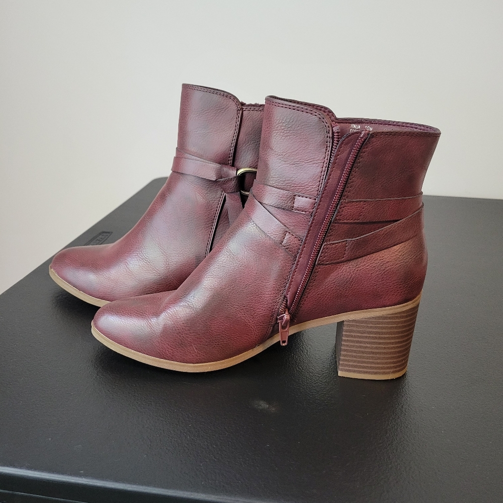 Frye and Co. Burgundy Ankle Boots | NWOT